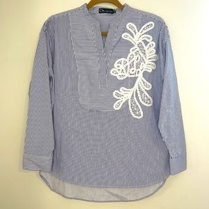 MINIMALE split neck stripe shirt